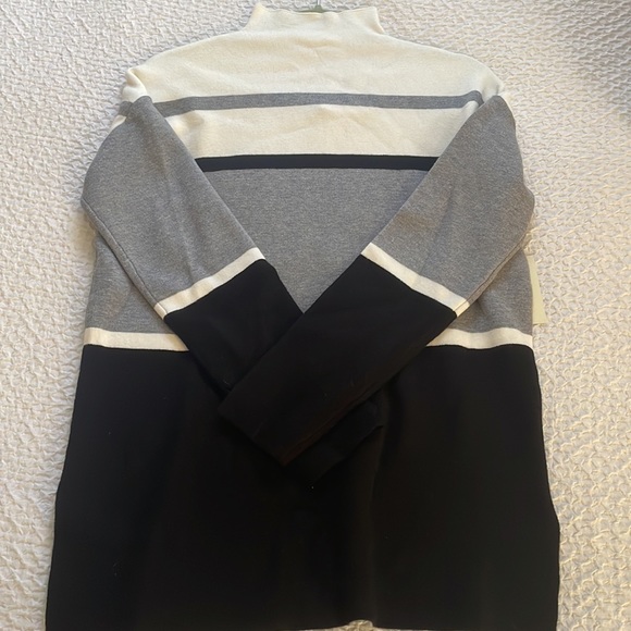 Striped sweater - Picture 2 of 3